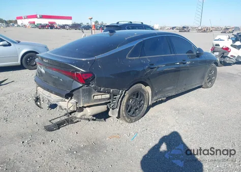 2025 Kia K5 Lxs z USA, uszkodzony, nr VIN KNAG24J74S5287180